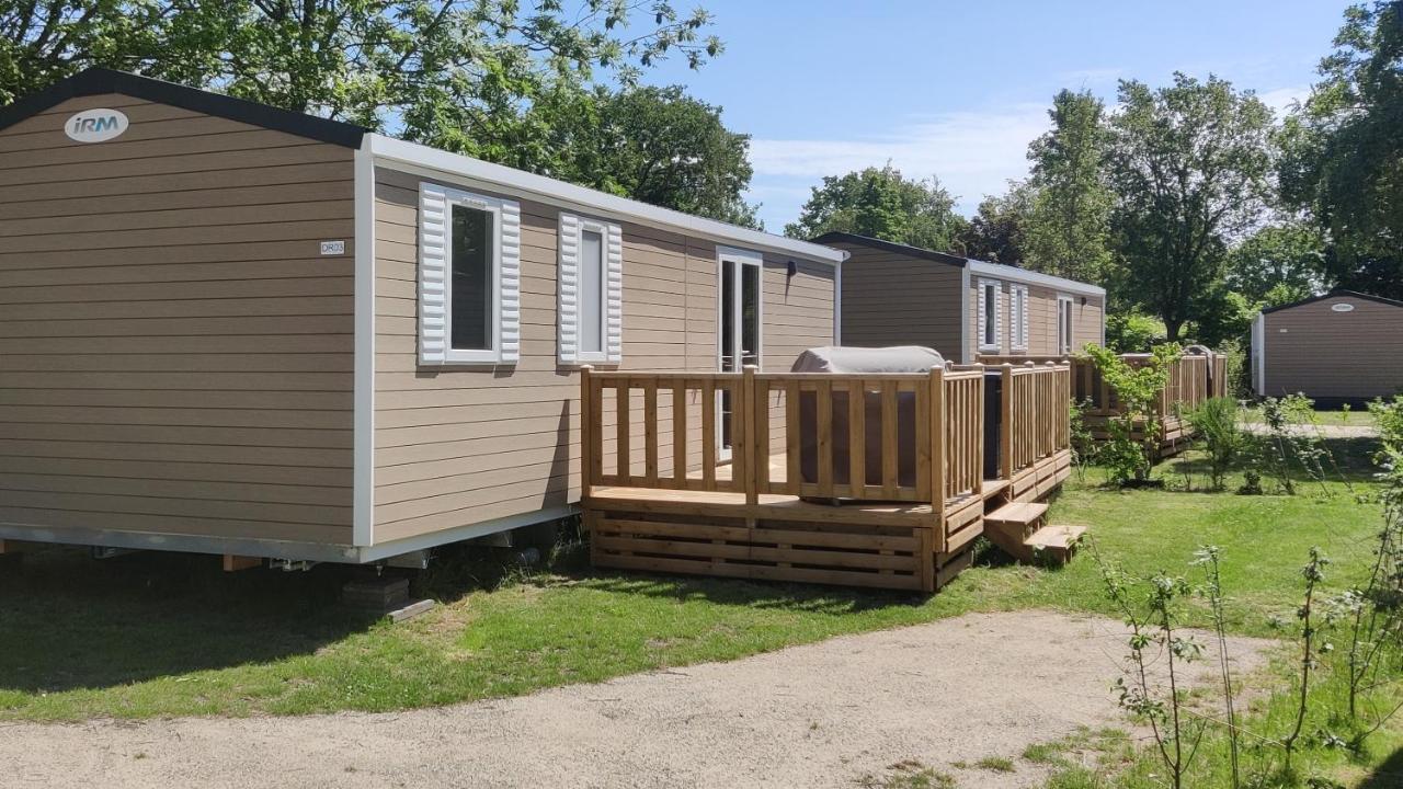 Bj Chalets - De Rug 3 - Vakantiepark Lauwersoog - Luxe Chalet Met Vaatwasser En Inloopkast! Vroege Incheck! Met Airco! Esterno foto