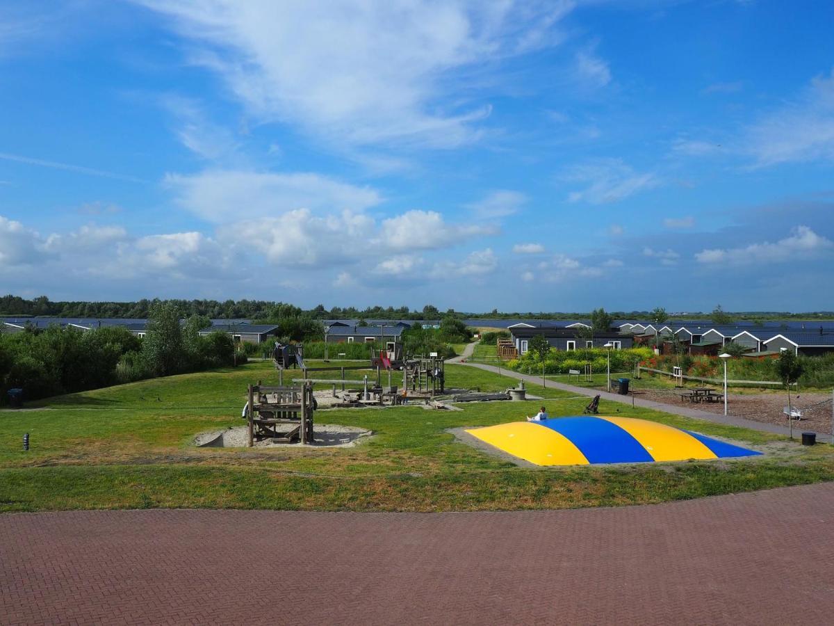 Bj Chalets - De Rug 3 - Vakantiepark Lauwersoog - Luxe Chalet Met Vaatwasser En Inloopkast! Vroege Incheck! Met Airco! Esterno foto